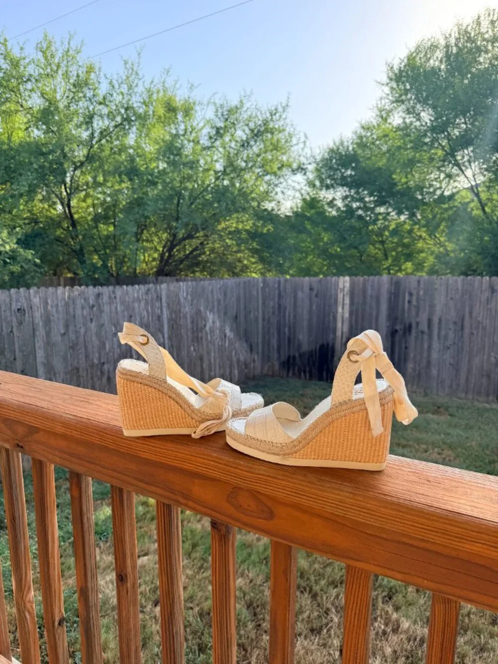 Vince Camuto - Women's Bendsen Espadrille Wedges Size 9.5 (White)